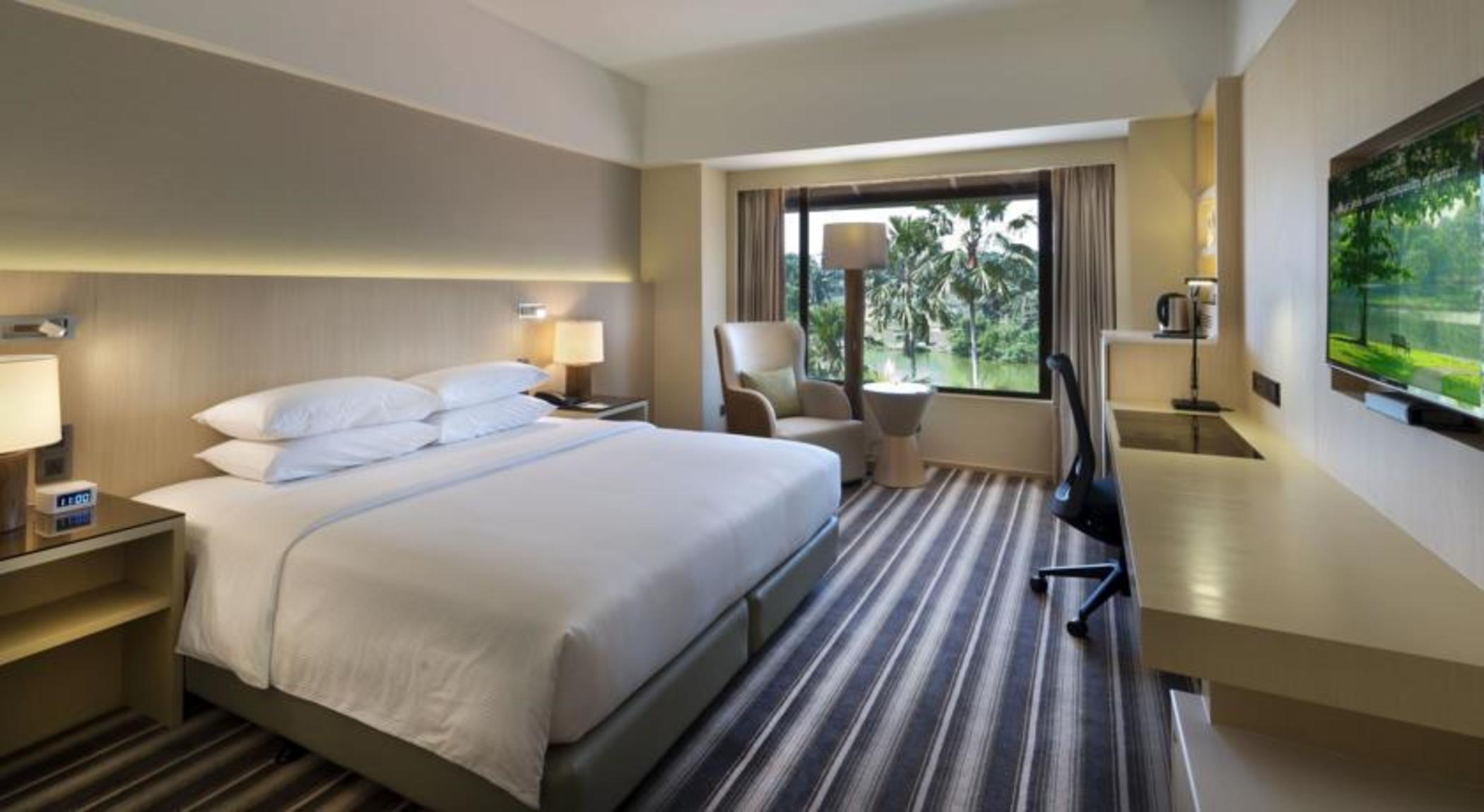 Отель The Saujana Kuala Lumpur Шах-Алам Экстерьер фото Deluxe Room