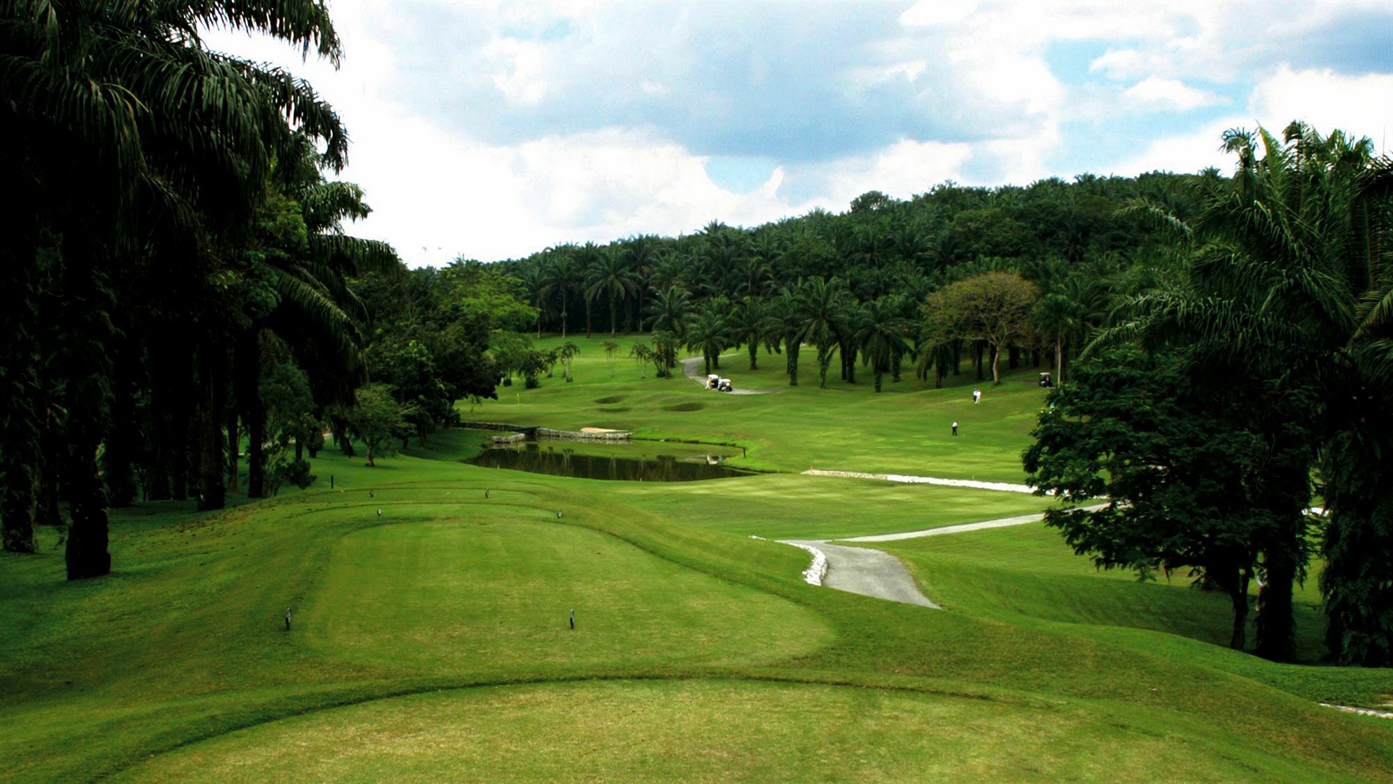Отель The Saujana Kuala Lumpur Шах-Алам Экстерьер фото Golf course at the Royal Colombo Golf Club